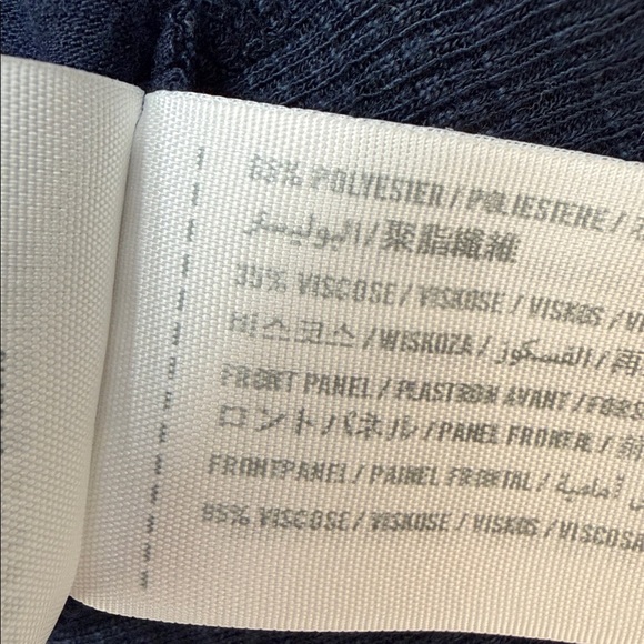 Abercrombie & Fitch Navy Blue Graphic High-Low Long Sleeve Top Sz XS - Picture 9 of 10